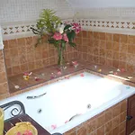 Casa Encarnacion * Santo Emiliano