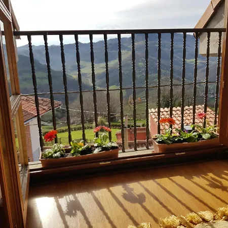 Casa Encarnacion * Santo Emiliano